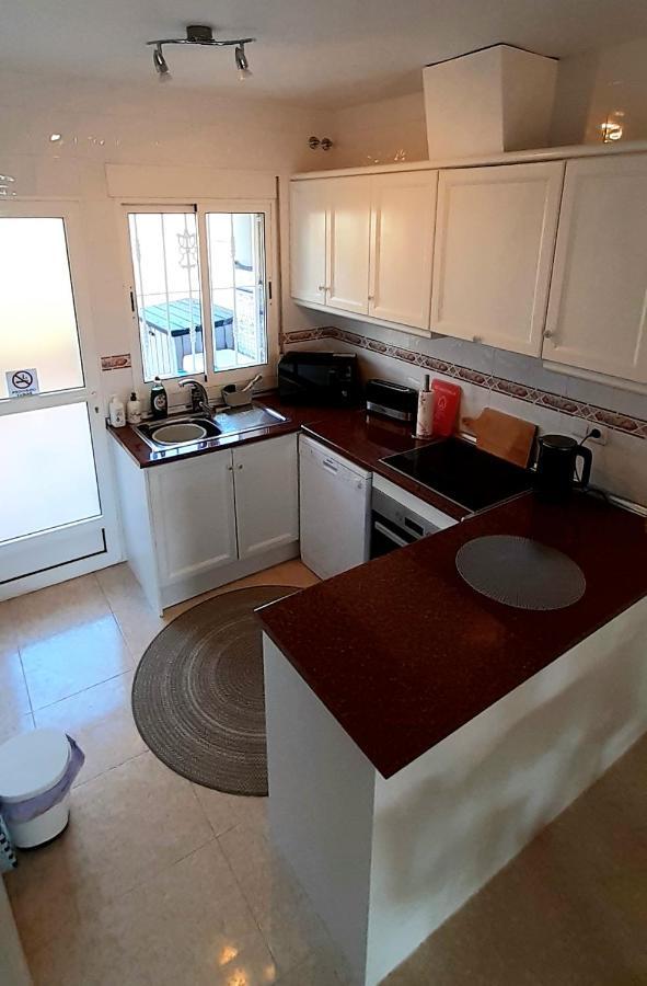 Cozy & Bright Apartment, Villamartin, Orihuela Costa ภายนอก รูปภาพ