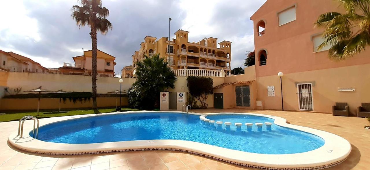 Cozy & Bright Apartment, Villamartin, Orihuela Costa ภายนอก รูปภาพ