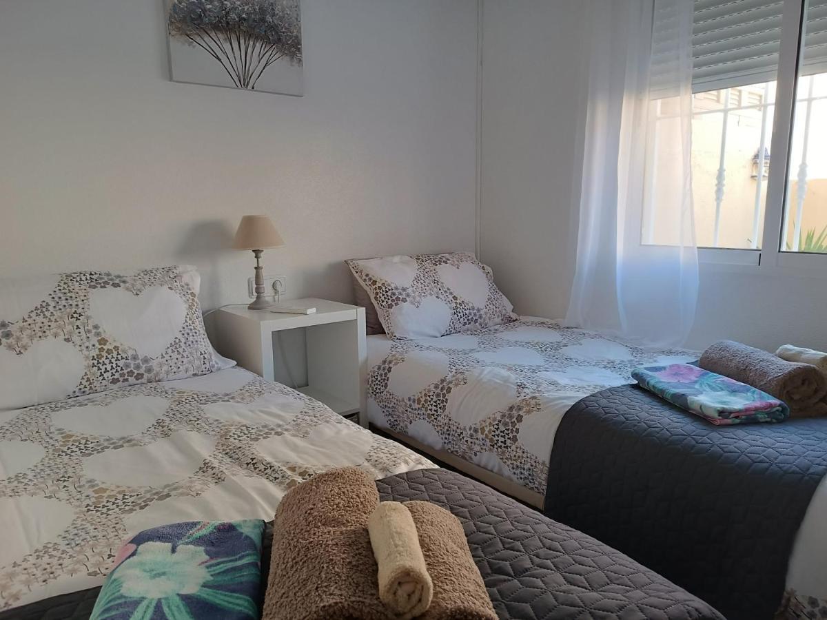 Cozy & Bright Apartment, Villamartin, Orihuela Costa ภายนอก รูปภาพ